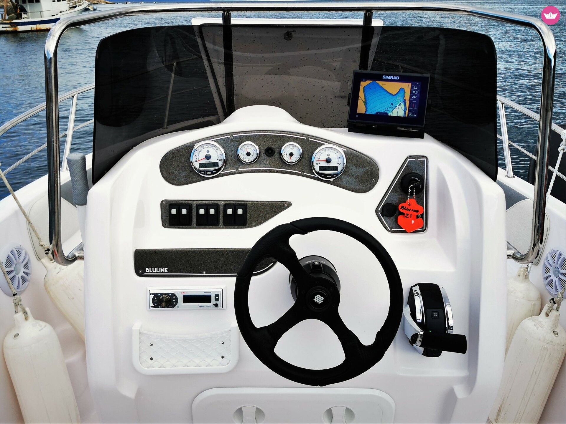 Bateau à moteur Bluline 21 Open 200cv 5