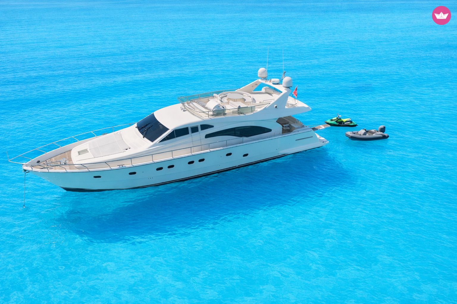Ferretti 68 photo 2
