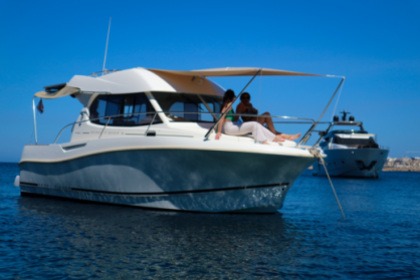 Hire Motorboat Jeanneau merry fisher Malta