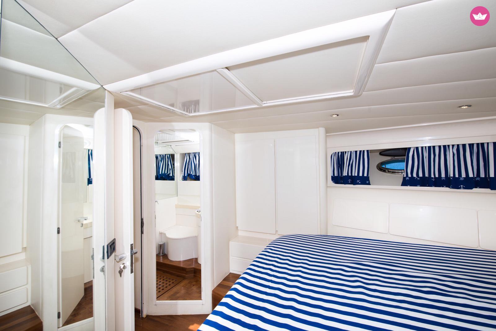 Bateau à moteur ITAMA 46 760cv 5