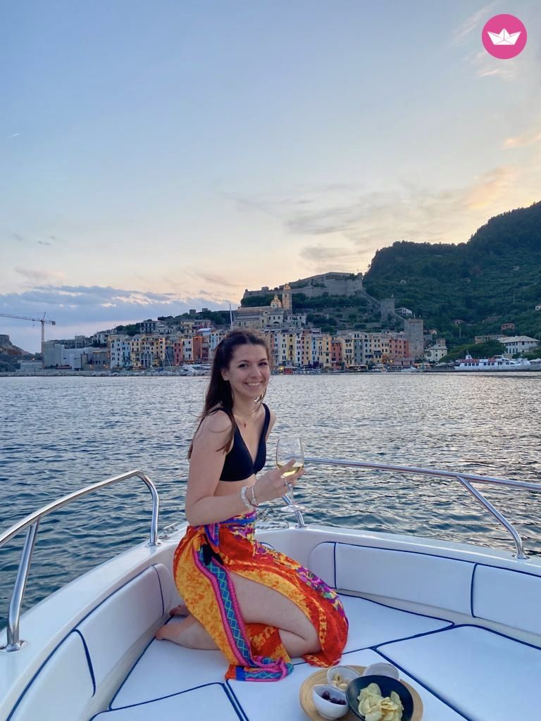 Bateau à moteur APERITIVO AL TRAMONTO DYUK 560 40cv 4