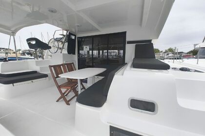 Location Catamaran Lagoon-Bénéteau Lagoon 42 - 4 + 2 cab. Pointe-à-Pitre