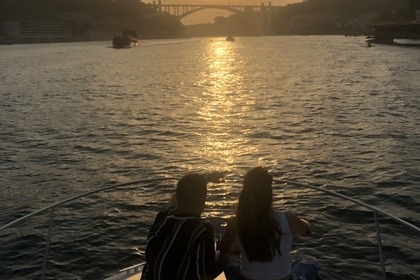 Charter Motor yacht Beneteau Antares 30 Fly Porto