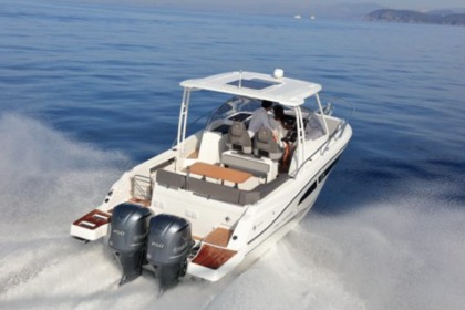 Alquiler Lancha Jeanneau Cap Camarat 9.0 CC1 Palamós