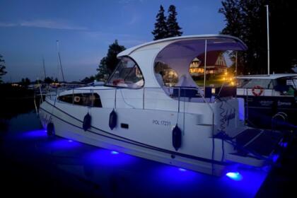 Czarter Jacht luksusowy Luxury Yacht TES 393 Illuminatus Zielony Lasek