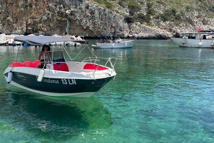 Noleggio Barca senza patente  speedy cayman 585 Castro Marina