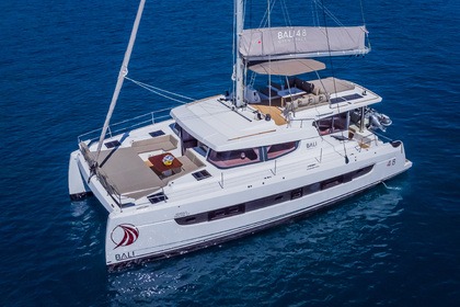 Hire Catamaran Catana Group Bali 4.8 Kaštela