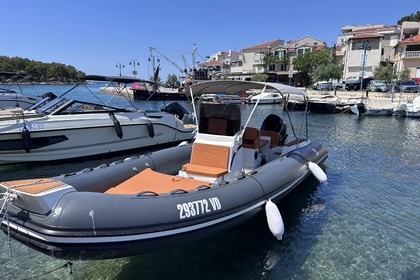 Charter RIB Tiger Marine Proline 740 Tribunj