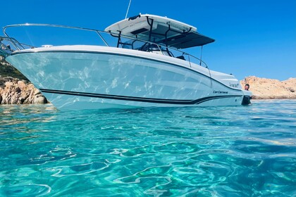 Location Bateau à moteur Jeanneau Cap Camarat 9.0 Cc Bonifacio