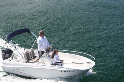 Rental Motorboat Jeanneau CAP CAMARAT 4.7 Baiona