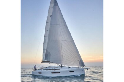 Charter Sailboat  Sun Odyssey 410 Athens
