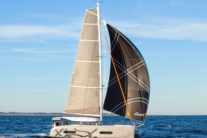 Charter Catamaran BENETEAU EXCESS 11 Ibiza