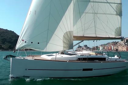 Charter Sailboat Dufour 310 grand large Port Grimaud
