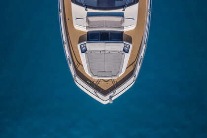 Noleggio Barca a motore Galeon 560 fly Saint-Raphaël