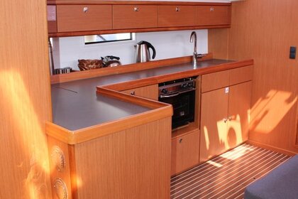 Noleggio Barca a vela Bavaria Yachtbau Bavaria Cruiser 46 - 4 cab. Morter-Incoronate