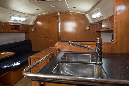 Hyra båt Segelbåt Bavaria Yachtbau Bavaria Cruiser 36 Lidingö