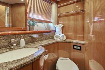 Beautiful Sunseeker94 for Weekly Cruise