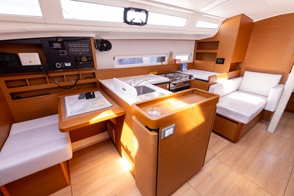 Hyra båt Segelbåt Jeanneau Sun Odyssey 410 - 3 cab. Biograd na Moru