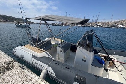 Miete RIB Capelli Tempest 700 Marseille