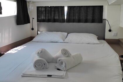 Fountaine Pajot Elba 45