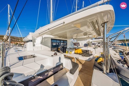 Charter Catamaran LAGOON Lagoon 50 Fly Trogir