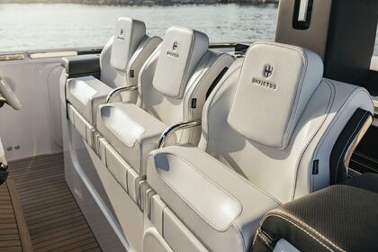 Invictus TT420 Daily Charter