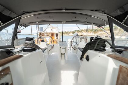 Hire Sailboat Beneteau Oceanis 54 Palairos