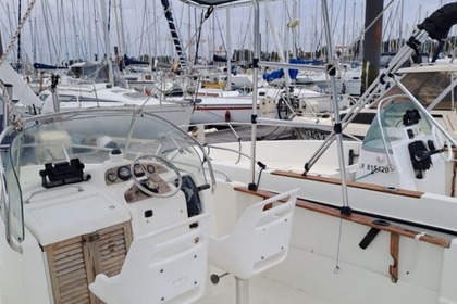 Charter Motorboat Jeanneau Cap Camarat 6.5 Cc La Rochelle