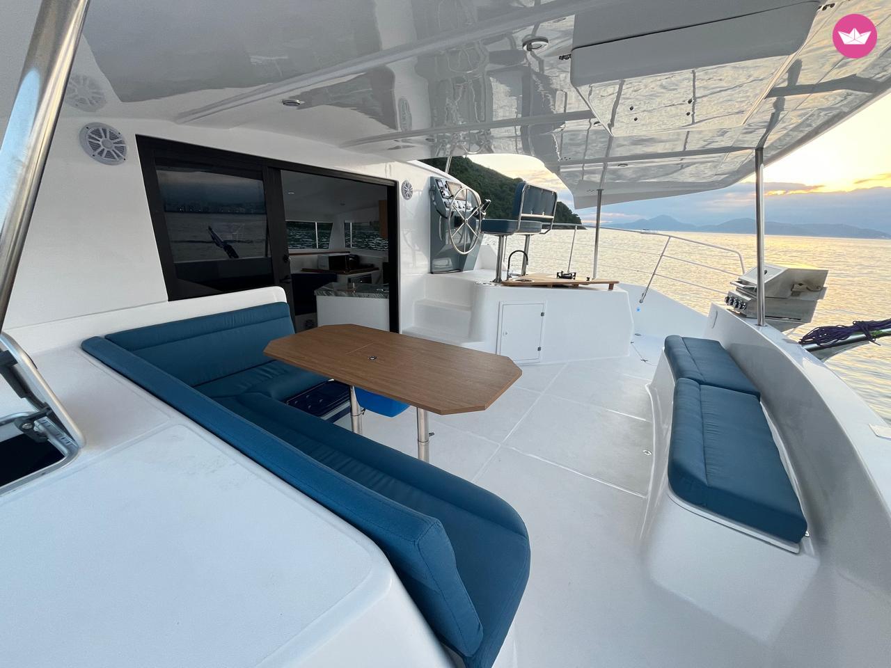 Bateau à moteur Flash Catflash 43 110cv 3