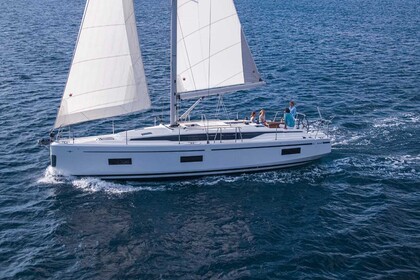 Rental Sailboat Bavaria Yachtbau Bavaria C42 Palma de Mallorca