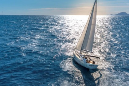 Charter Sailboat  DUFOUR 360 - LIBENTER Arzon