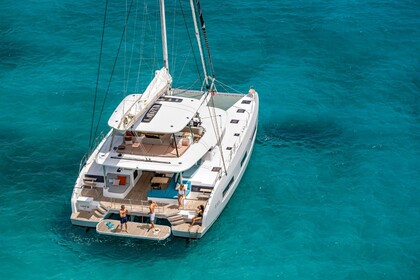 Charter Catamaran Lagoon-Bénéteau Lagoon 55 Lefkada