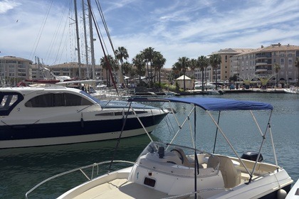 Location Bateau à moteur Jeanneau Cap Camarat 555 WA Fréjus