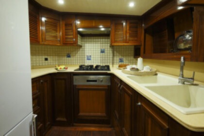 Elegant Wooden Guler for 8 Guests in Gocek
