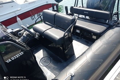 Location semi rigide noir