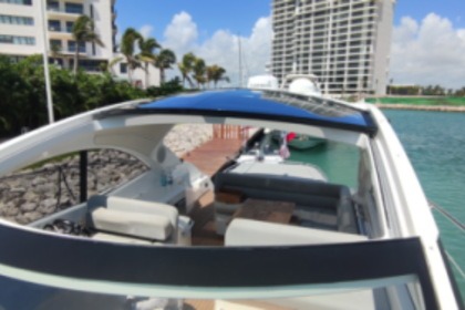 Alquiler Yate a motor Sunseeker 53 Portofino Cancún