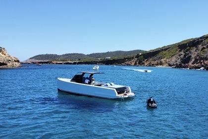 Noleggio Barca a motore Scorpion 50 feet + FREE JETSKI/ Fly board Ibiza