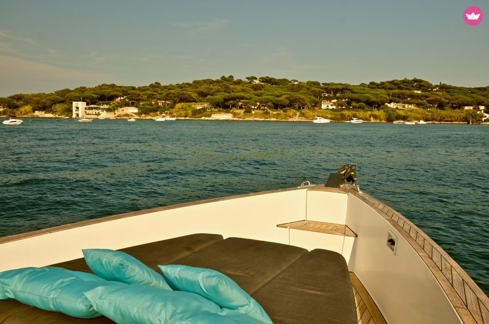 Charter Motorboat Fjord 40 Saint-Tropez