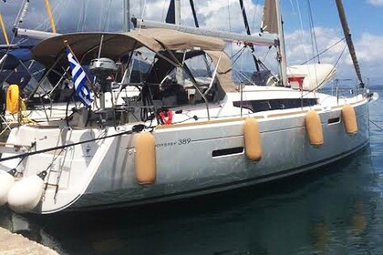 Ενοικίαση Ιστιοπλοϊκό σκάφος Jeanneau Sun Odyssey 389 Κοντόκαλι