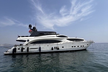 Ultra Luxury 35m Super Yacht in Istanbul – Exclusive Bosphorus Experience