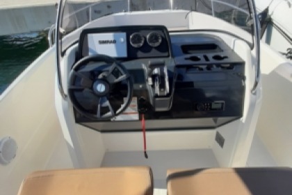 Quicksilver Activ 605 Open