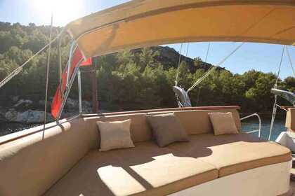 Ultra Luxury Comfortable Aegean Cruiser