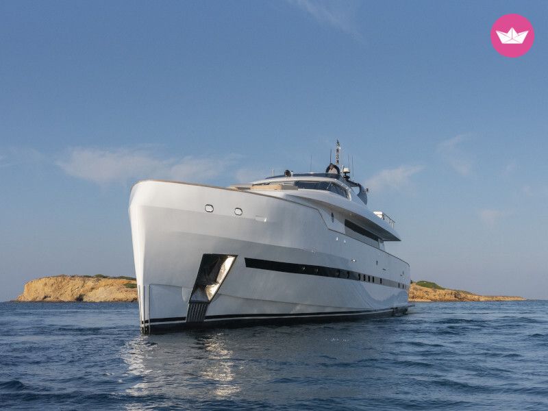 Yacht Bugari 100 1260cv 6