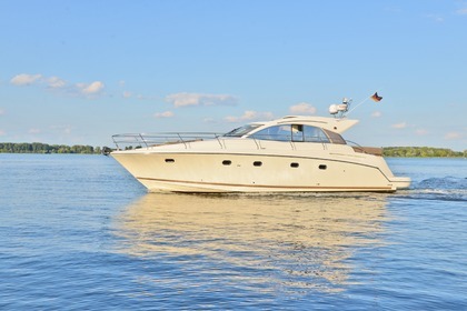 Charter Motorboat JEANNEAU Prestige 440s Werder