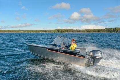 Rental Motorboat Buster M2 Raisio