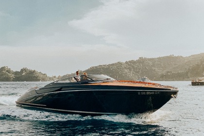Verhuur Motorboot Riva Rivarama Super Portofino