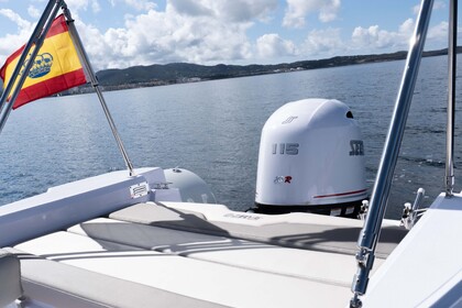 Verhuur RIB Selva Marine D 600 Ibiza