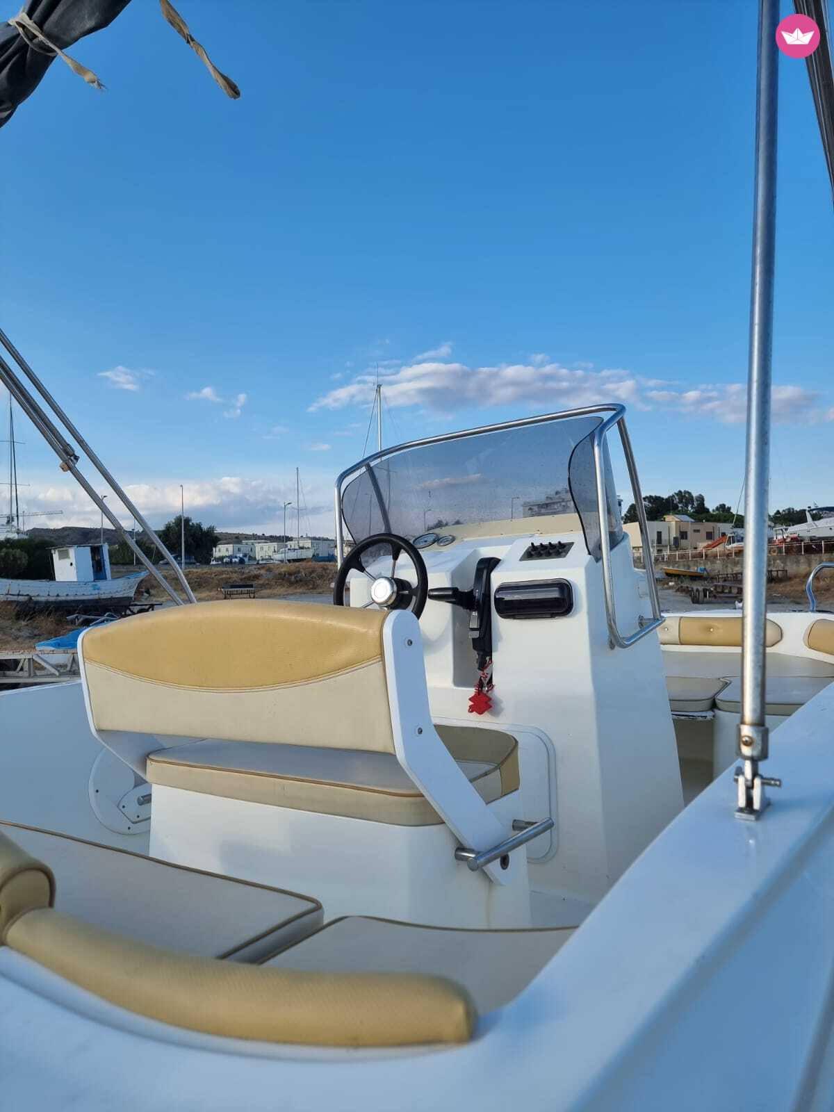 Bateau à moteur Seven Matrix 40cv 2