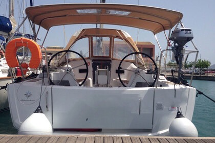 Alquiler Velero JEANNEAU SUN ODYSSEY 349 Léucade
