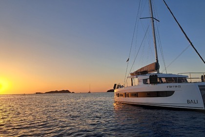 Catamaran Bali Catsmart DORTOKA